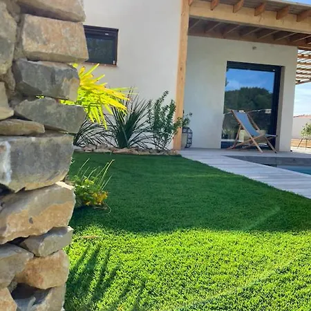 Le Pool House 4*