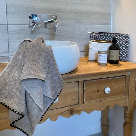 Bed & Breakfast Le Pool House Nîmes