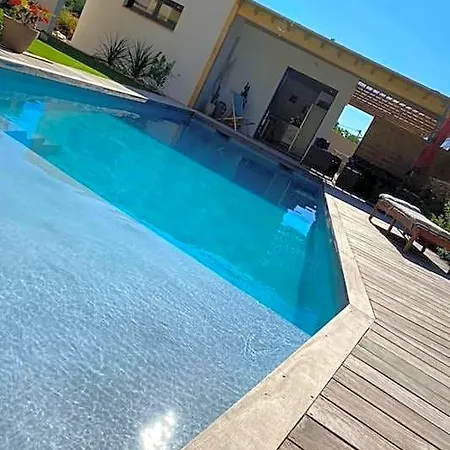 Oda ve Kahvaltı Le Pool House 4*