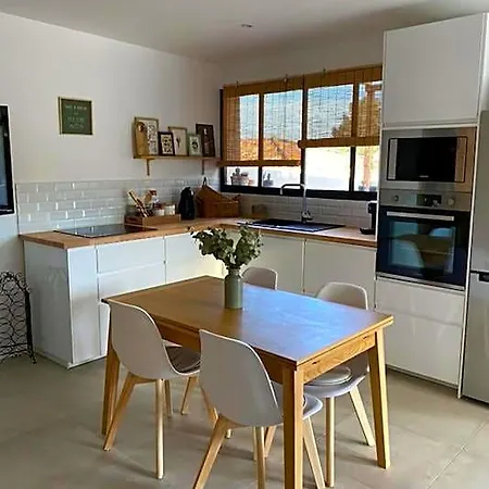 Le Pool House Oda ve Kahvaltı 4*