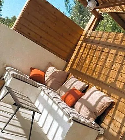 Le Pool House Oda ve Kahvaltı 4*