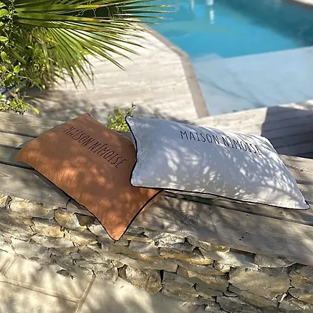 Le Pool House