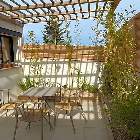Le Pool House Oda ve Kahvaltı