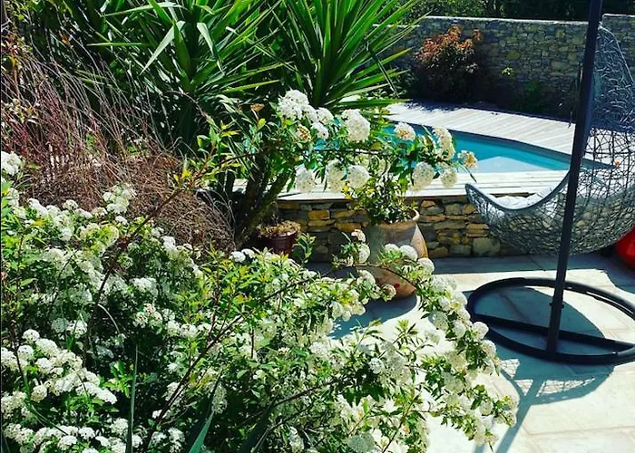 Couette-café Le Pool House 4*